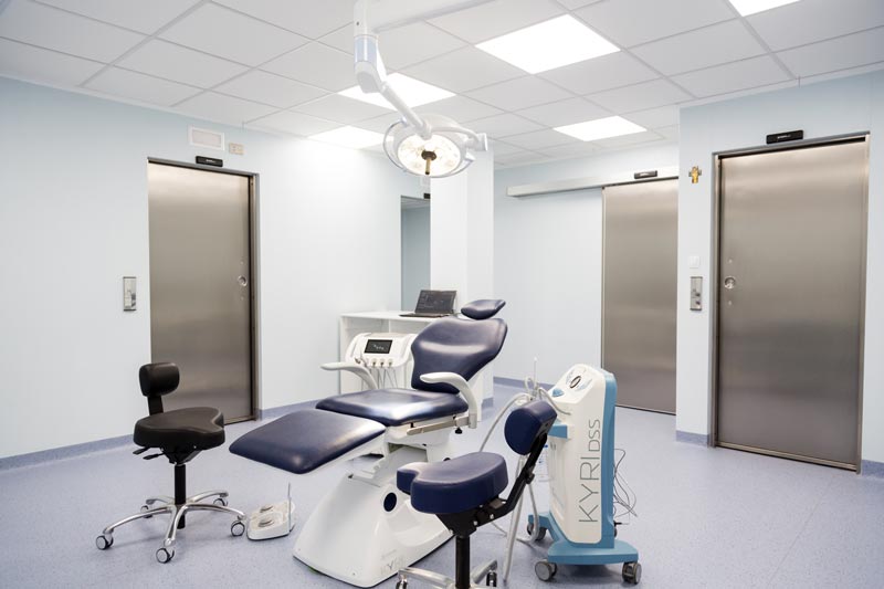 Quirófano de Alvarado Dental Clinic en Valencia